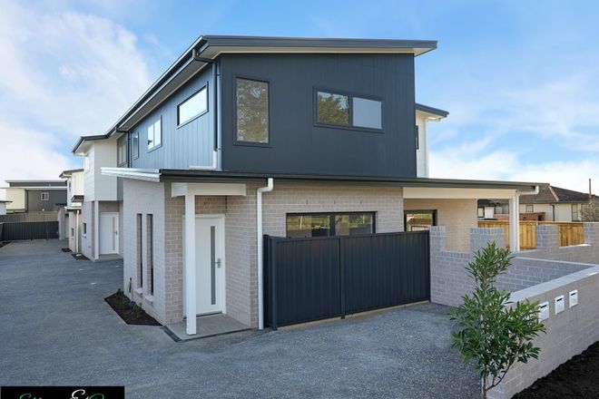 Picture of 4/16 Anthony Street, LAKE ILLAWARRA NSW 2528