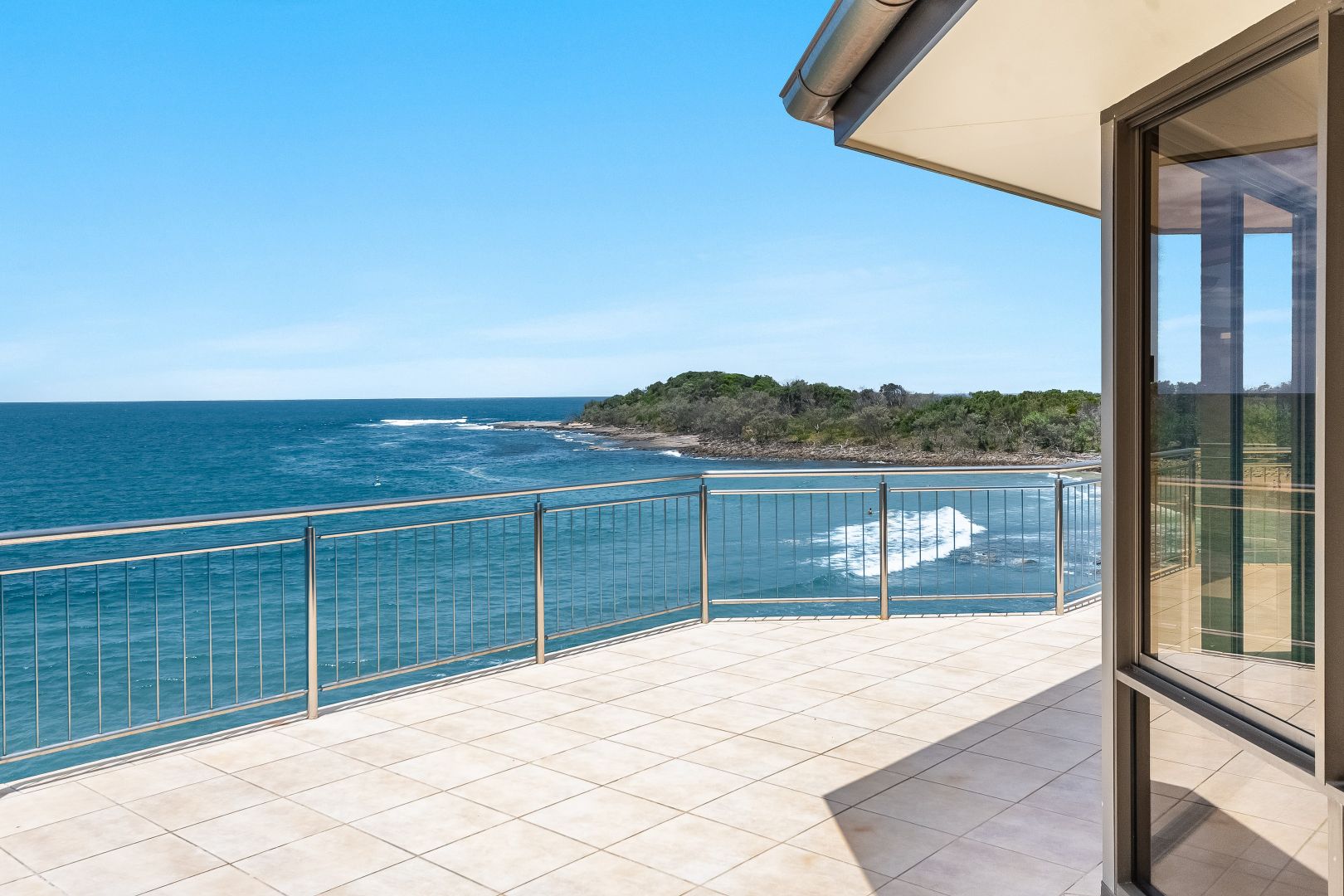 8 Ocean Street, Yamba NSW 2464, Image 2