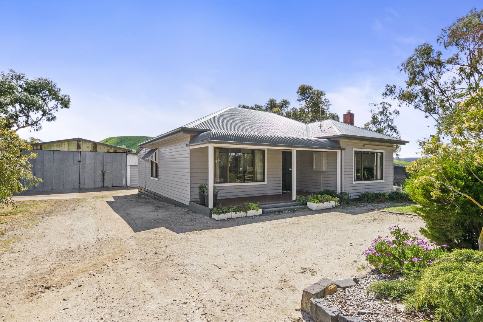 1726 Glenmore Road, Rowsley VIC 3340, Image 2