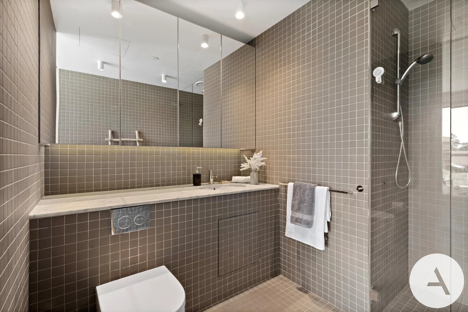 Additional image 12 of 19/21 Eastlake Parade, Kingston ACT 2604