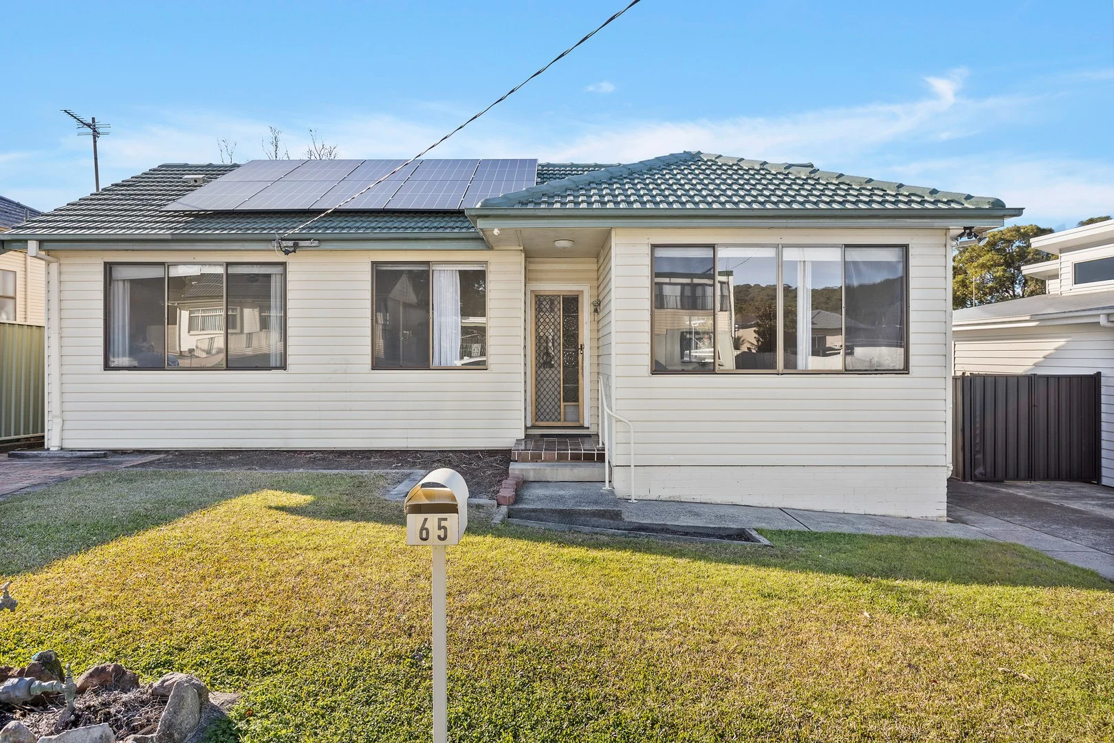 65 Sammat Avenue, Barrack Heights NSW 2528