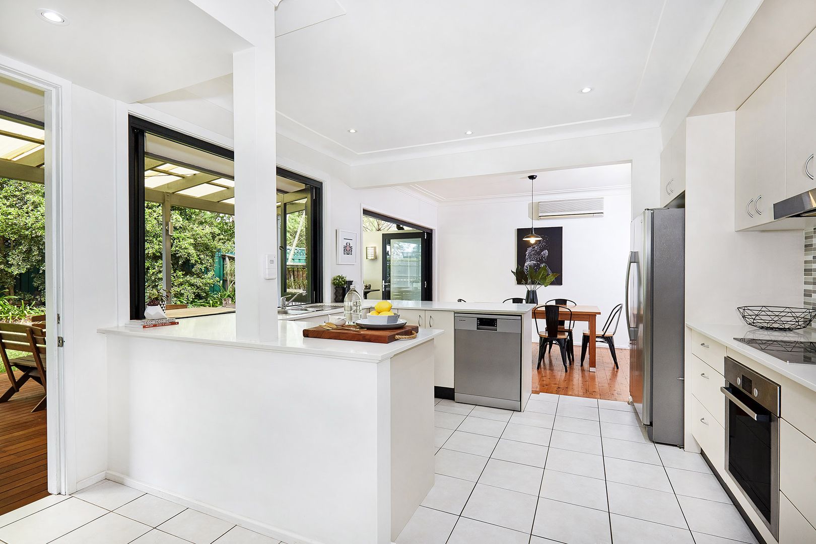 2A Montview Parade, Hornsby Heights NSW 2077, Image 1