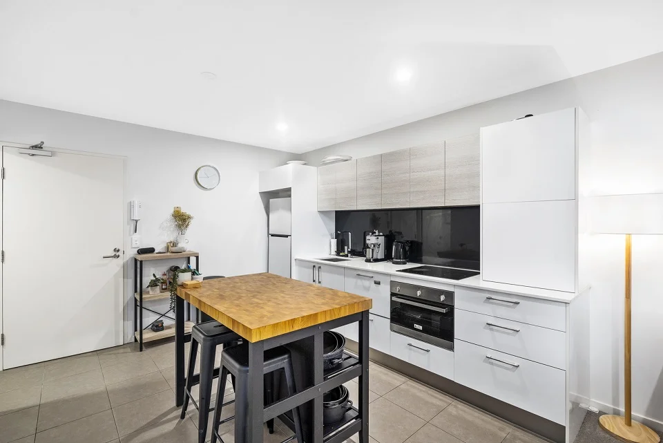 Additional image 2 of 1110/6 Waterford Court, Bundall QLD 4217