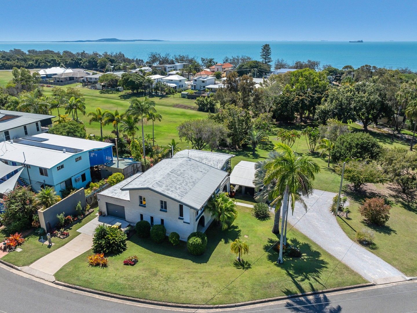 2 Margaret Street, Tannum Sands QLD 4680, Image 0