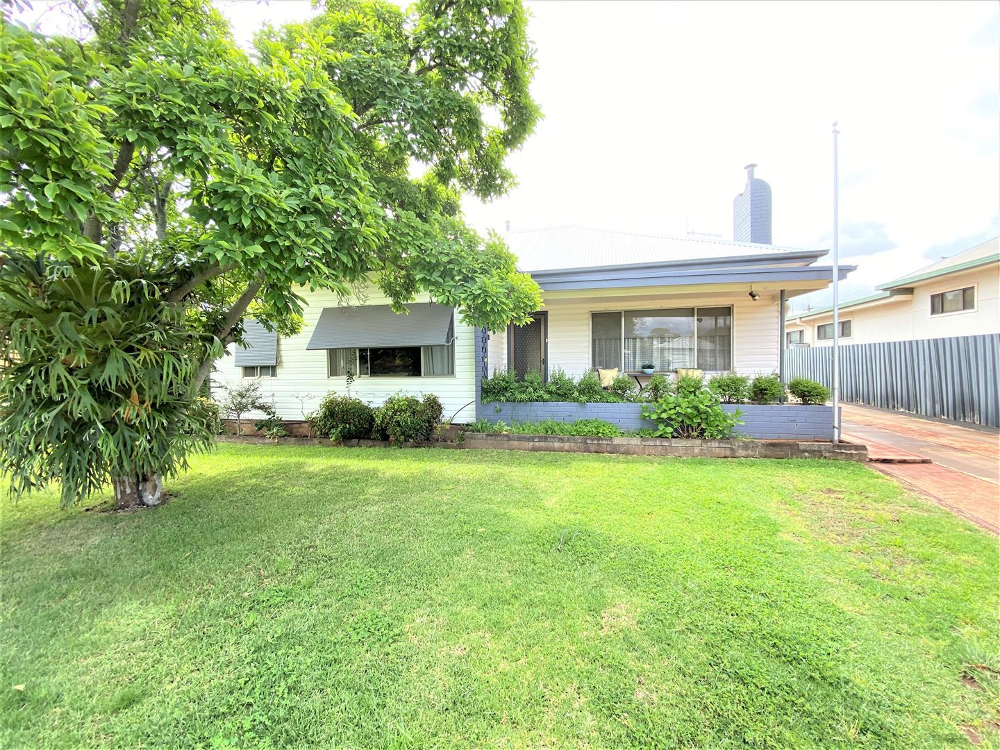 13 Gallipoli Street, Griffith NSW 2680, Image 1