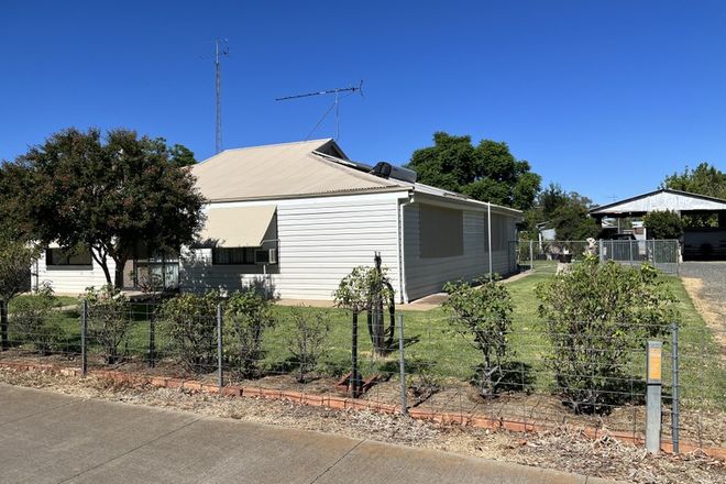 Picture of 35-37 William St, URANA NSW 2645