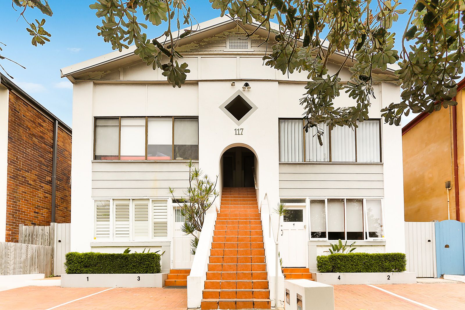 3 bedrooms Apartment / Unit / Flat in 2/117 Curlewis Street BONDI BEACH NSW, 2026