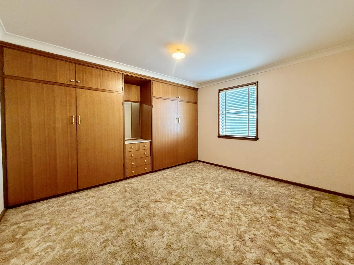 Primary image of 2/362 Clarinda Street, Parkes NSW 2870