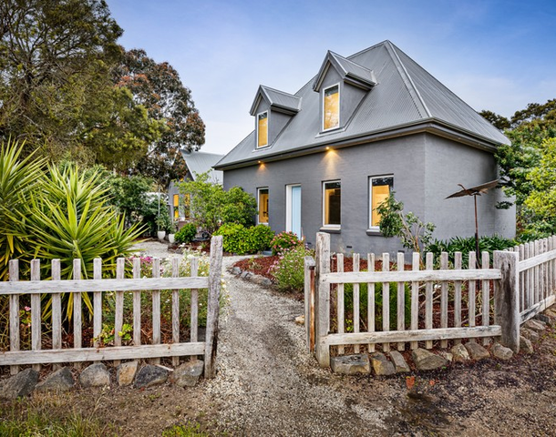 2436 Beaufort-Carngham Road, Carngham VIC 3351