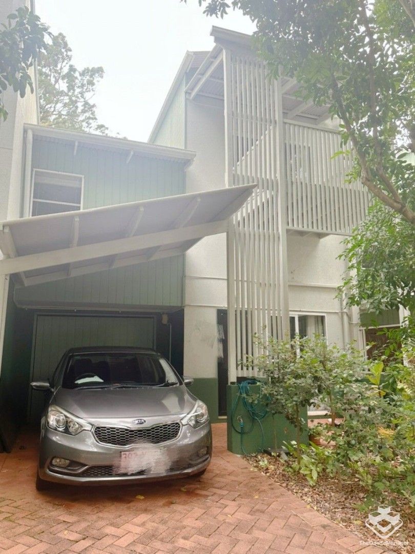 3 bedrooms Townhouse in  SEVEN HILLS QLD, 4170