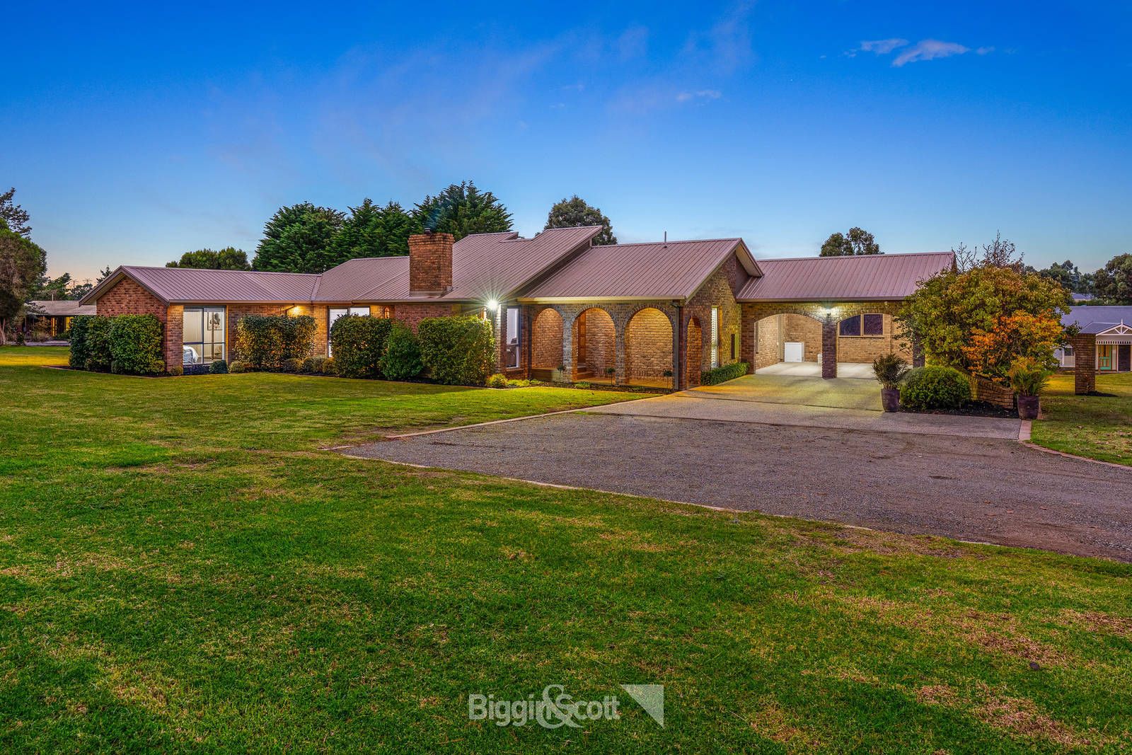 309 BelgraveHallam Road, Narre Warren North Property History