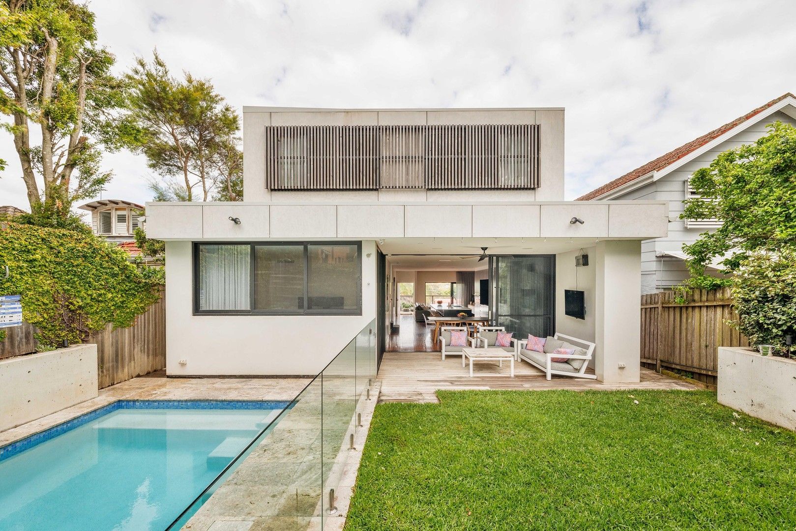 5 bedrooms House in 17 Frazer Street LILYFIELD NSW, 2040