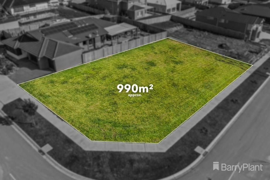 Vacant land in 15 Fenton Crescent, PAKENHAM VIC, 3810