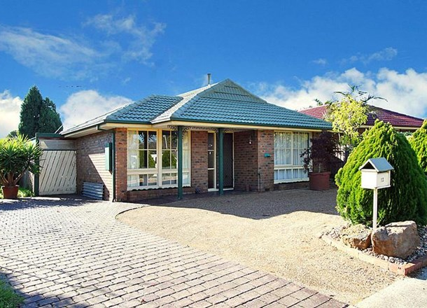 13 Marshall Drive, Mill Park VIC 3082