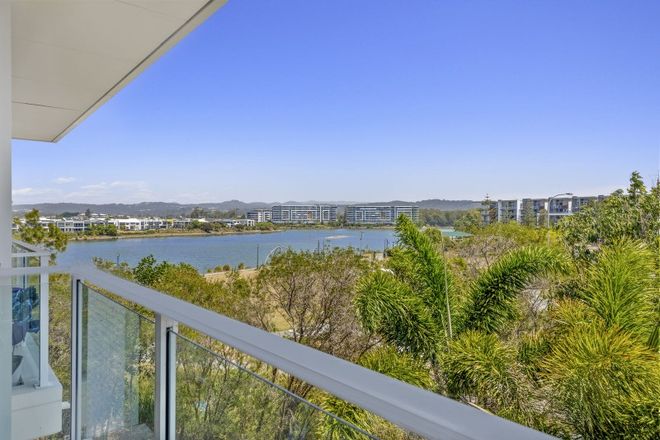 Picture of 36/1 Lakefront Crescent, VARSITY LAKES QLD 4227