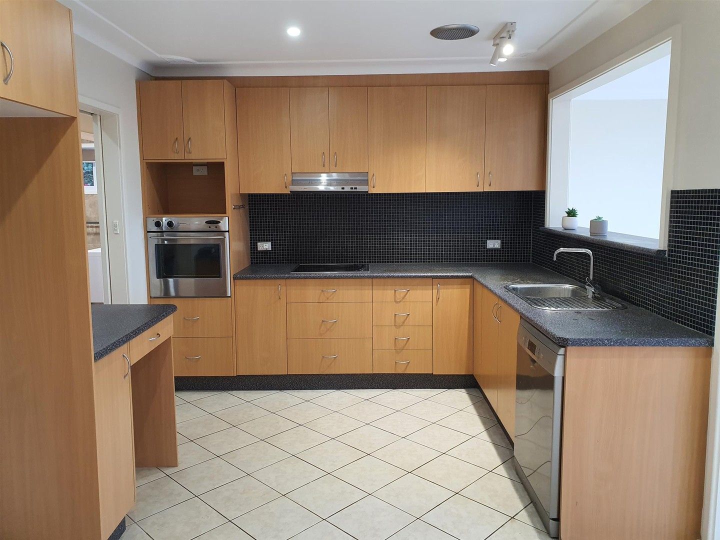 4 bedrooms House in 19 Edward Street BAULKHAM HILLS NSW, 2153