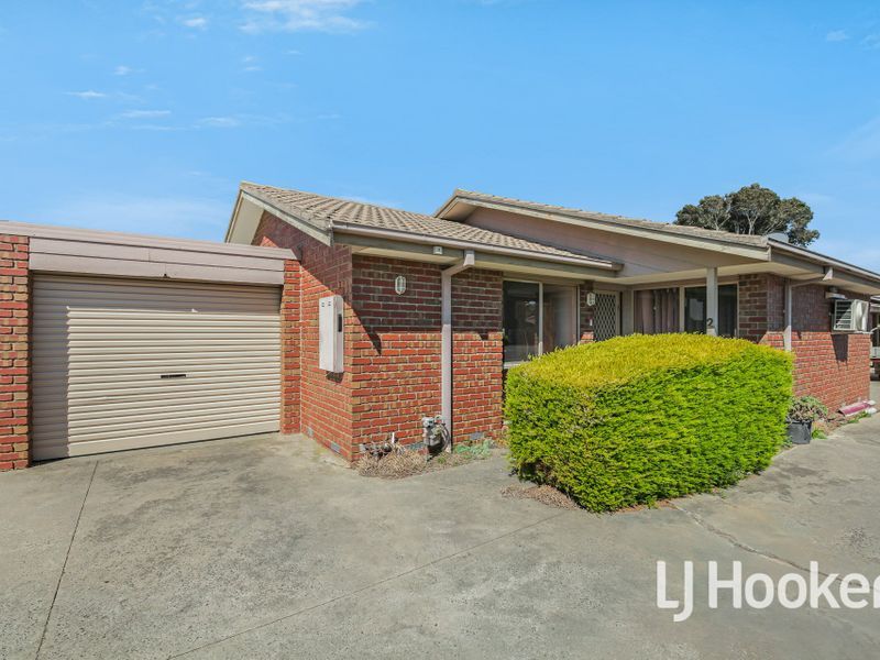 2/77 Oaktree Drive, Hampton Park VIC 3976, Image 0