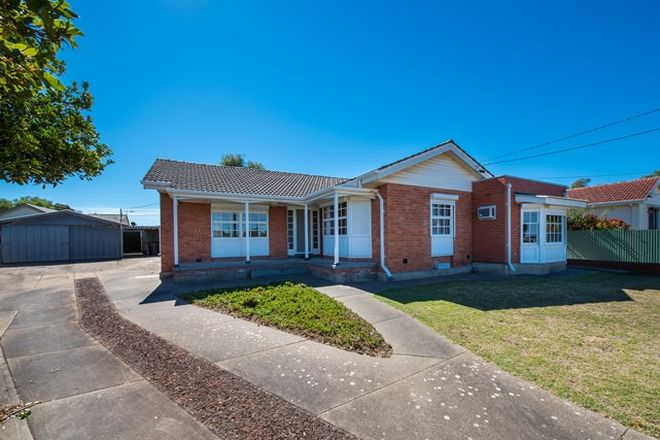 Picture of 11 Pearce Street, CHRISTIES BEACH SA 5165