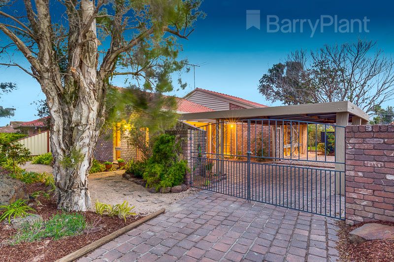 17 Goodwood Drive, Keilor Downs VIC 3038, Image 0