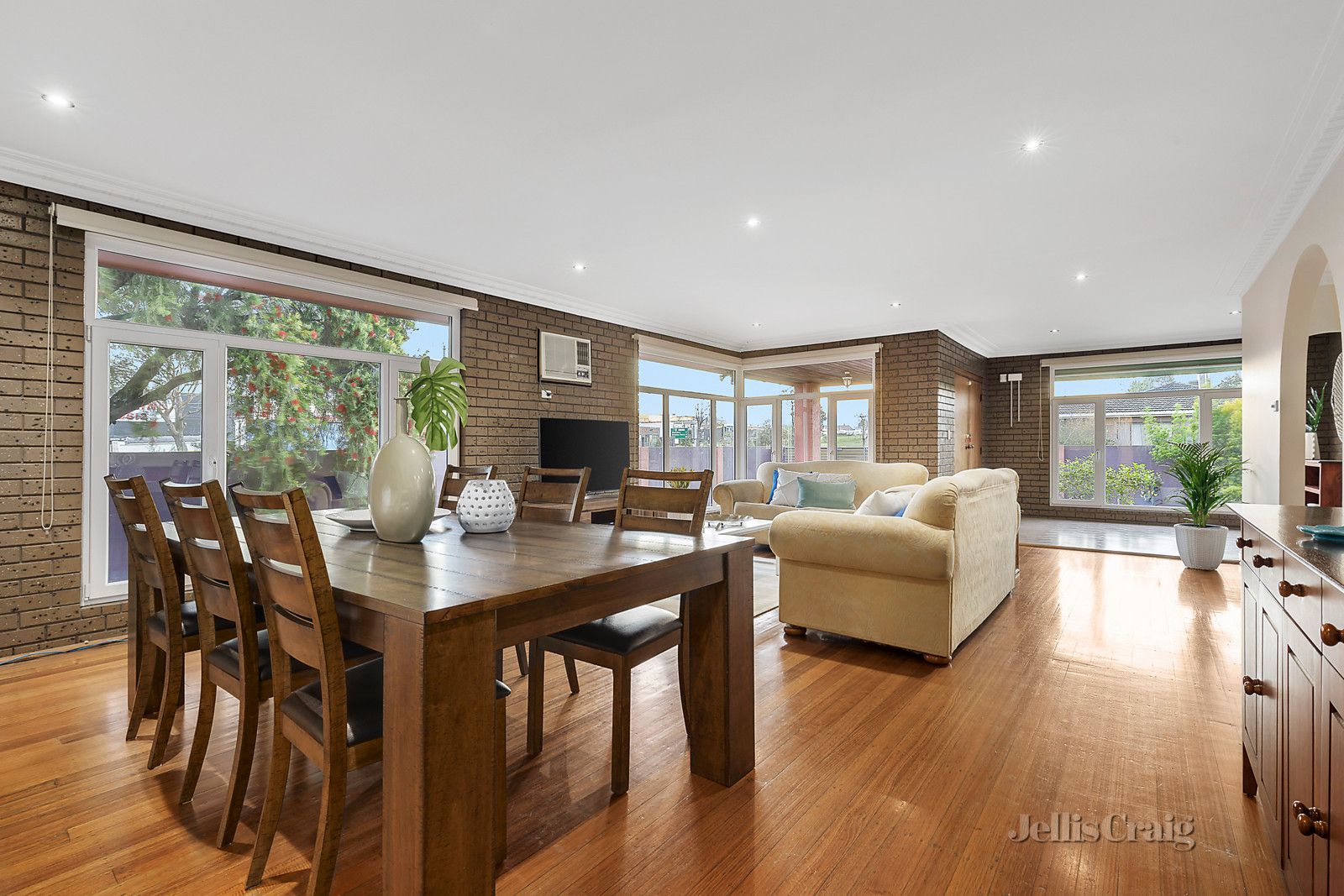 1/2 Nina Court, Bentleigh East VIC 3165, Image 1