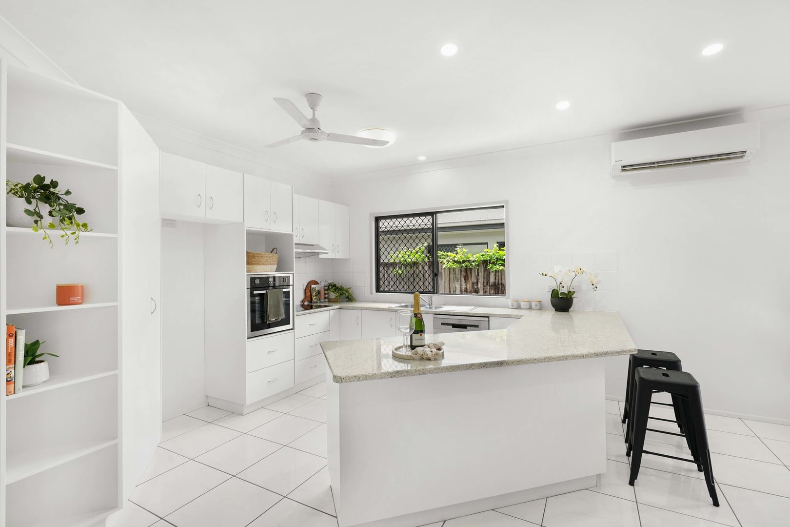 19 Moojeeba Way, Trinity Park QLD 4879, Image 1