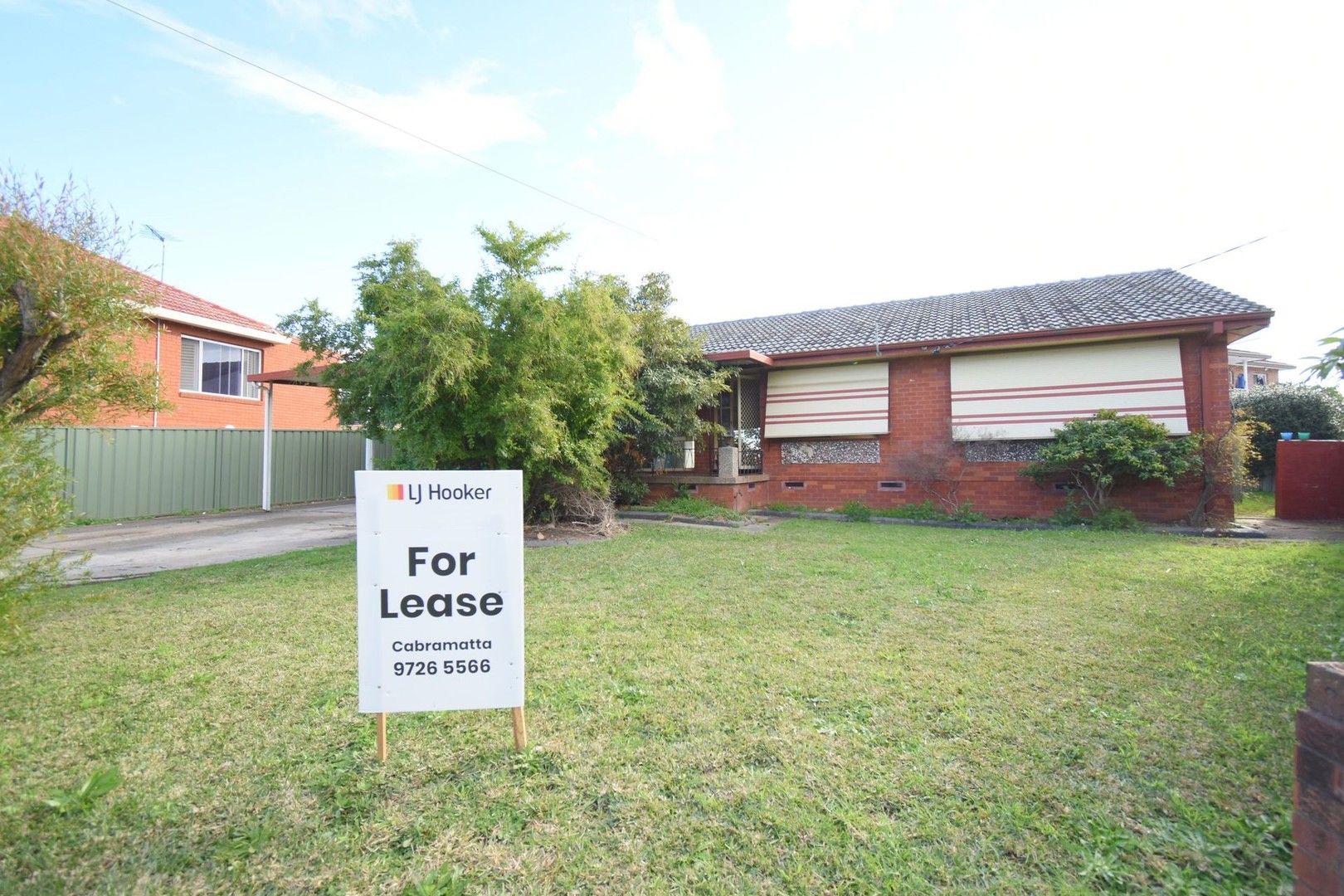 3 bedrooms House in 10 Julianne Place CANLEY HEIGHTS NSW, 2166