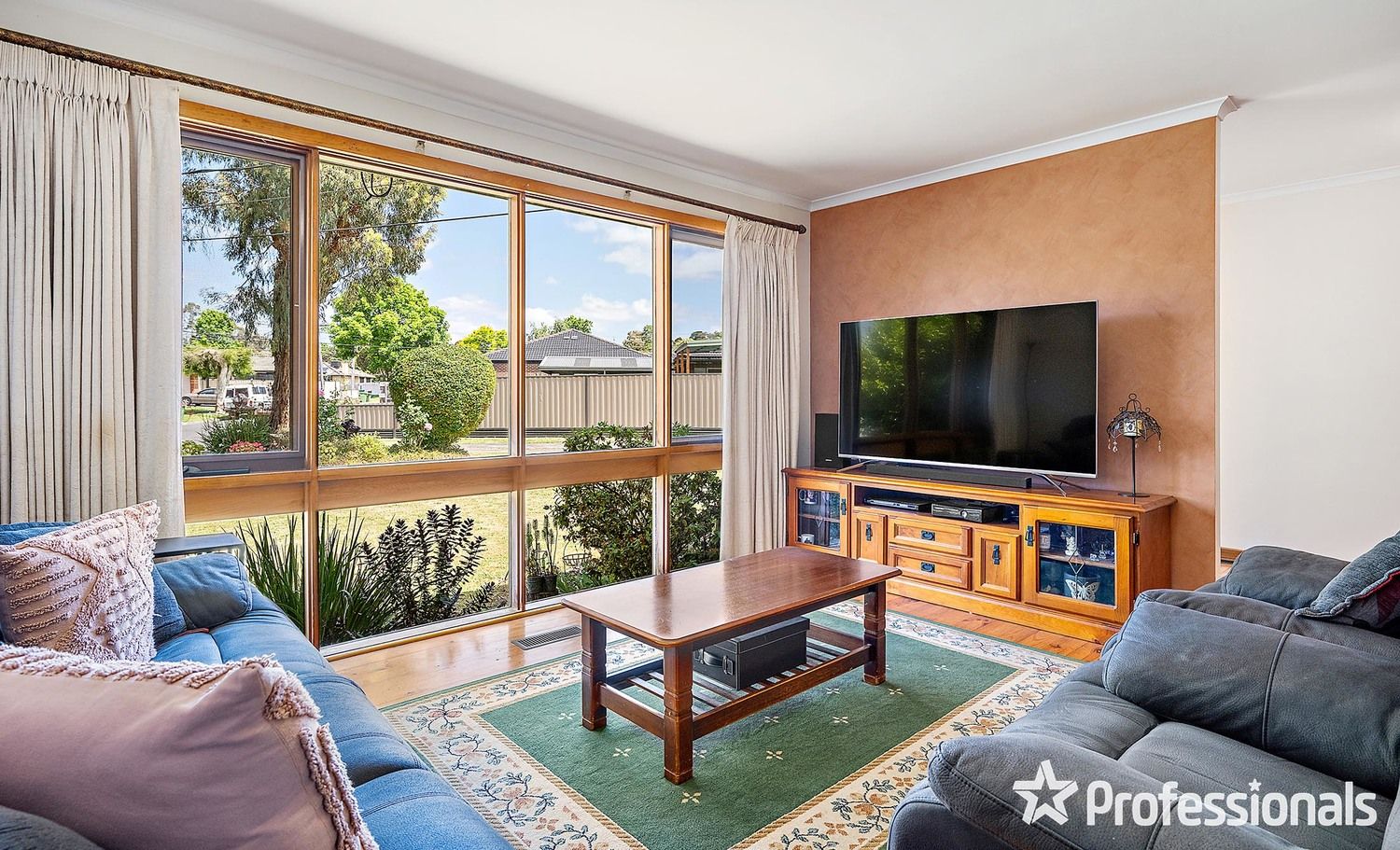 2 Dallas Court, Kilsyth VIC 3137, Image 1