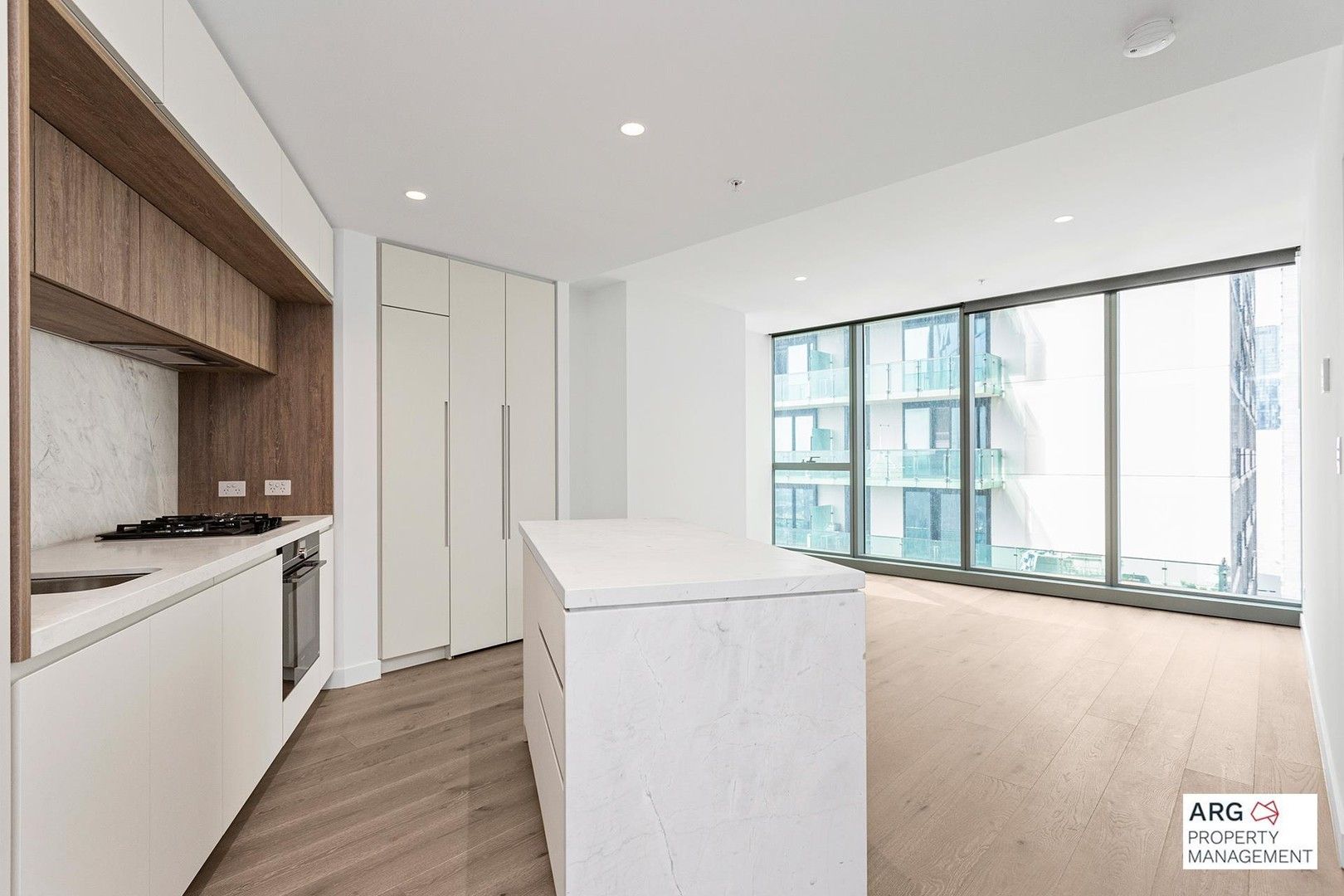 1 bedrooms Apartment / Unit / Flat in 3208/633 Lonsdale Street MELBOURNE VIC, 3000