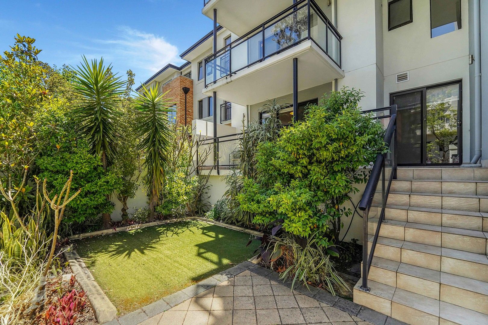 2 bedrooms Townhouse in 1/29 Hardy Street SOUTH PERTH WA, 6151