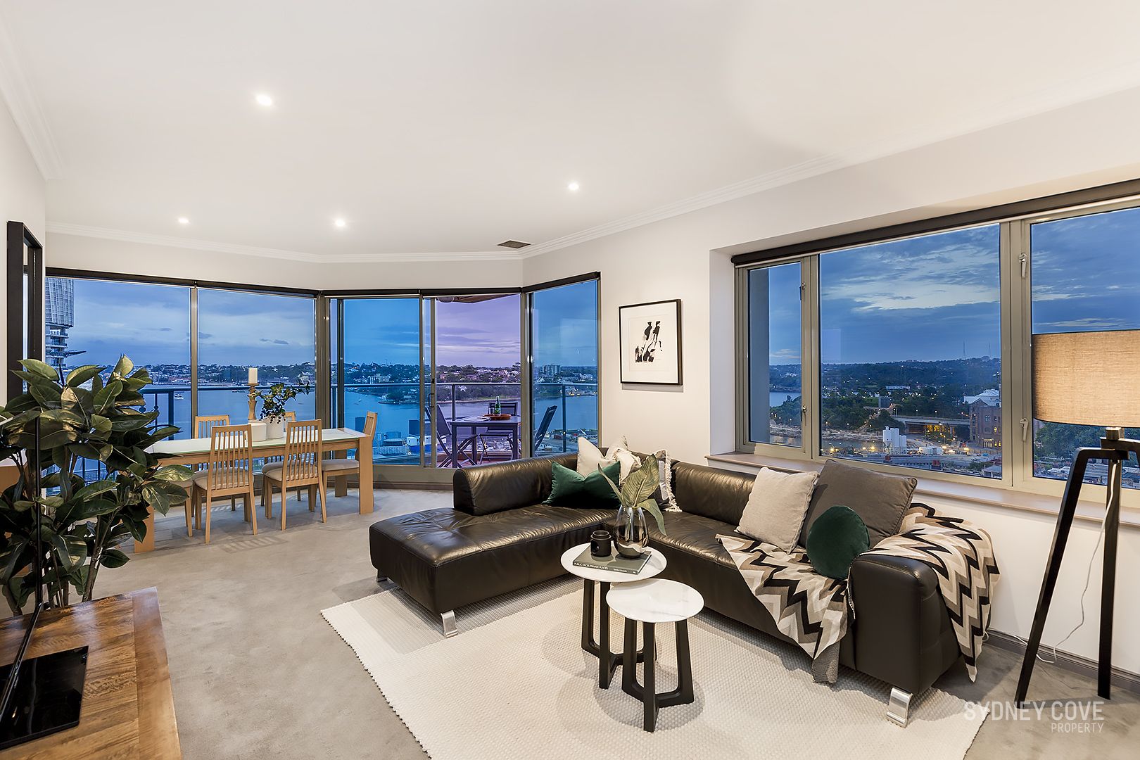 2 bedrooms Apartment / Unit / Flat in 127 Kent St SYDNEY NSW, 2000