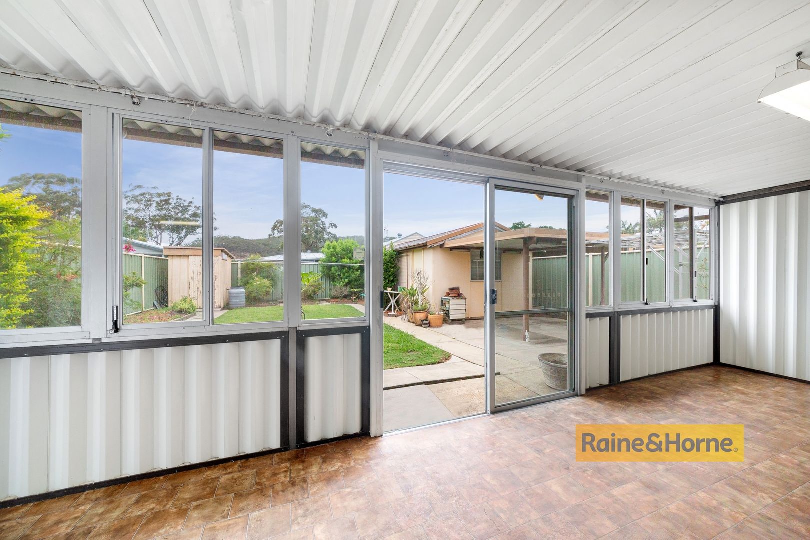 52 Trafalgar Avenue, Woy Woy NSW 2256, Image 2