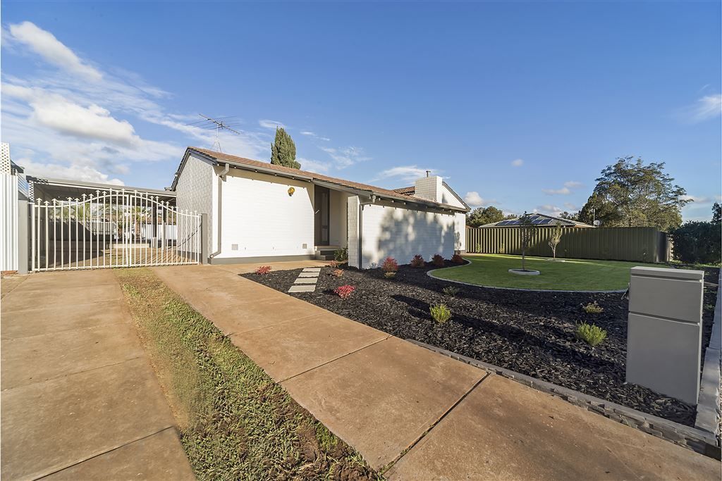 4 Cochran Street, Elizabeth Downs SA 5113, Image 0