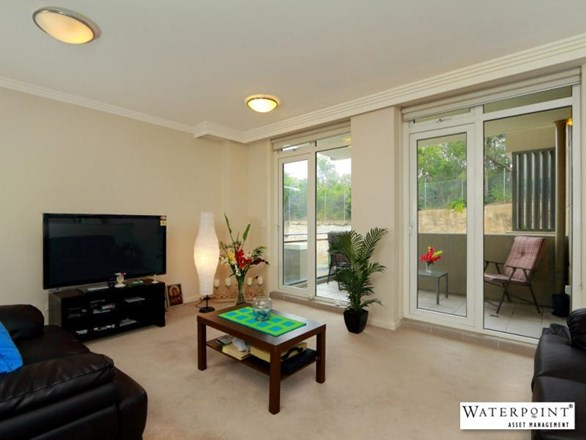 2/7 Bay Drive, Meadowbank NSW 2114