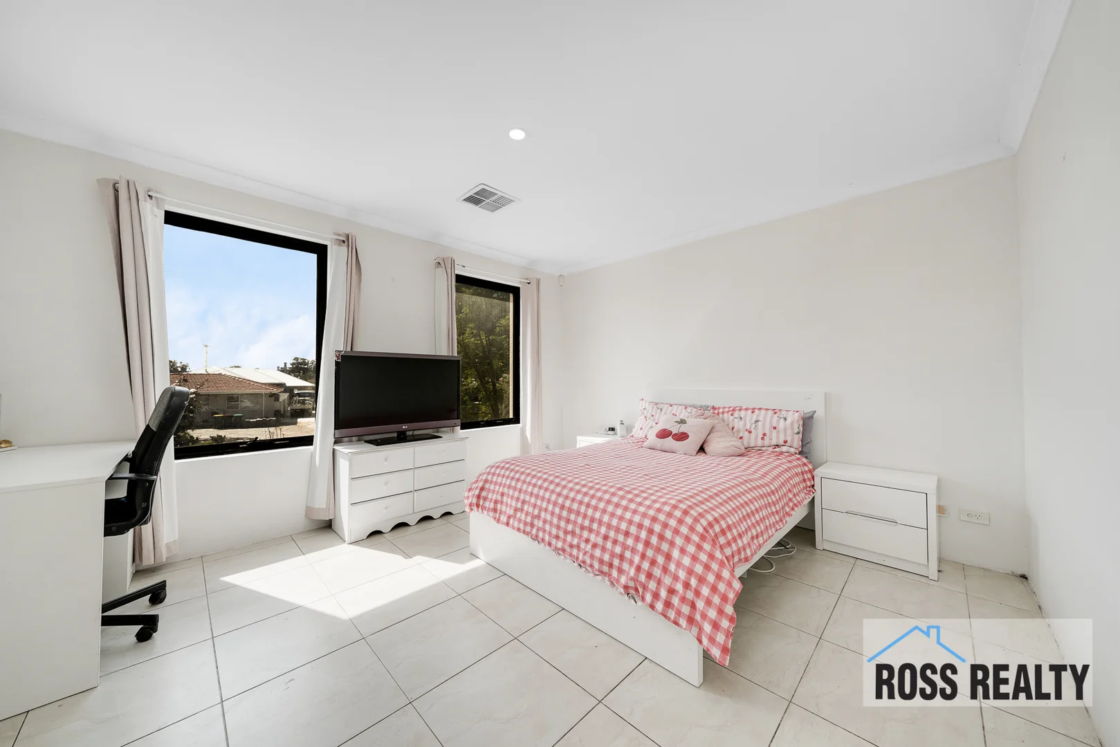 Additional image 18 of 33 Kennedy Road, Morley WA 6062