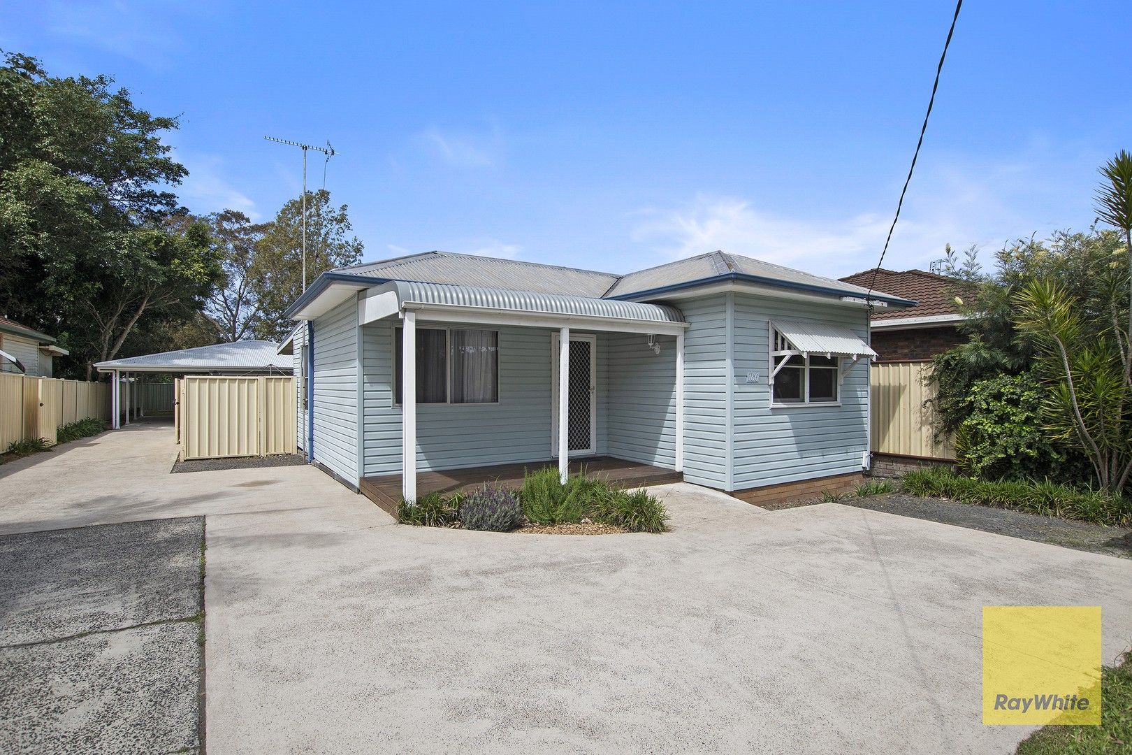 186 Ocean Beach Rd, Woy Woy NSW 2256, Image 0