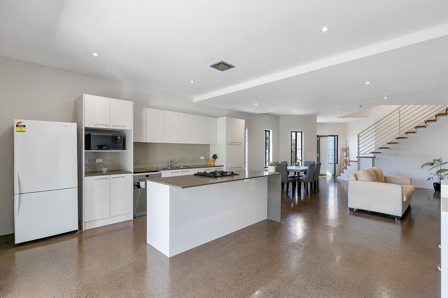 1/15 Jensen Drive, Urraween QLD 4655, Image 2