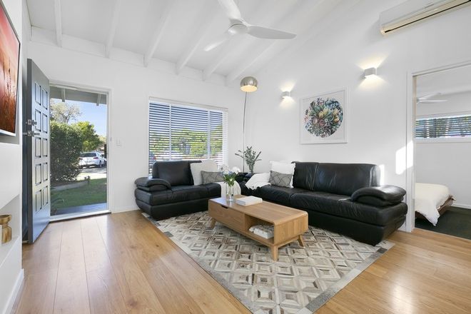 Picture of 1/5 Rope Court, MERMAID WATERS QLD 4218