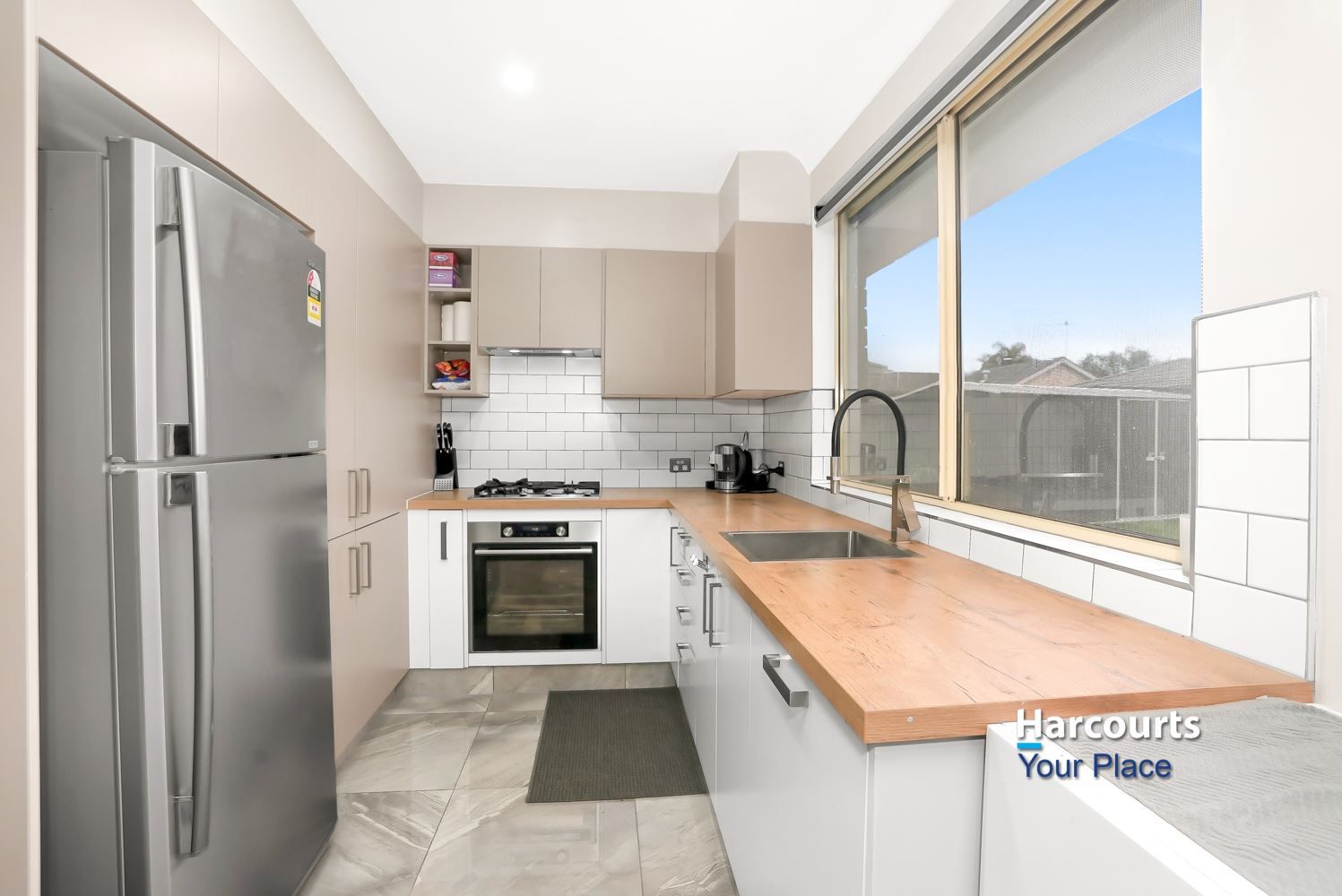 28 Barnard Crescent, Oakhurst NSW 2761, Image 2