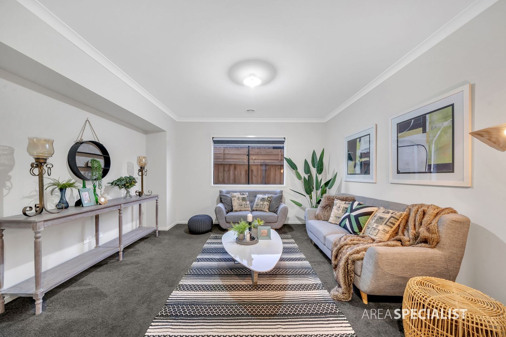 27 Mountjoy Circuit, Clyde North VIC 3978, Image 1