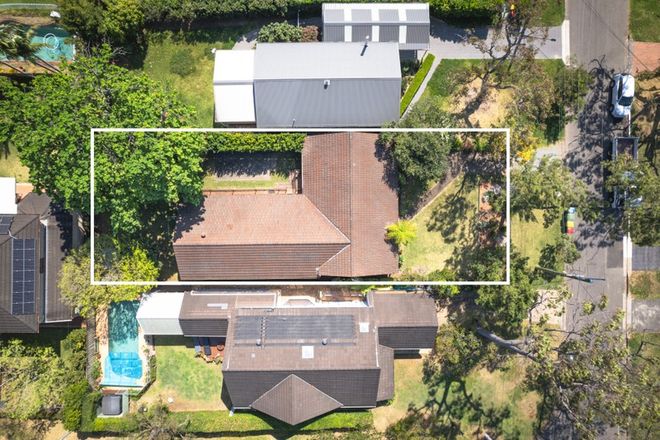 Picture of 5 Paul Avenue, ST IVES NSW 2075