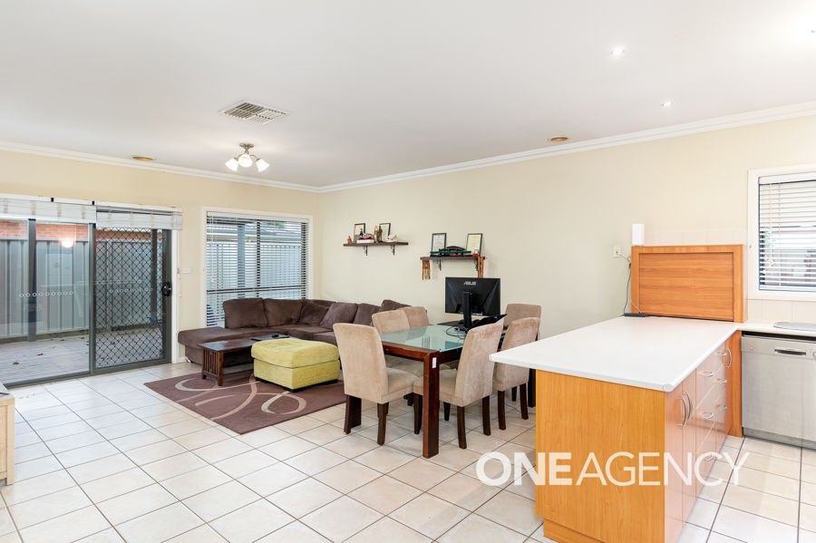 1/19 WALLA PLACE, Glenfield Park NSW 2650, Image 1