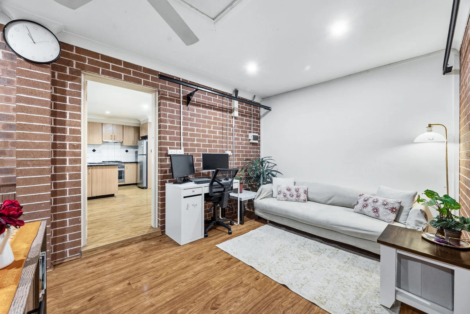 Additional image 7 of 6/9-11 Fourth Avenue, Macquarie Fields NSW 2564