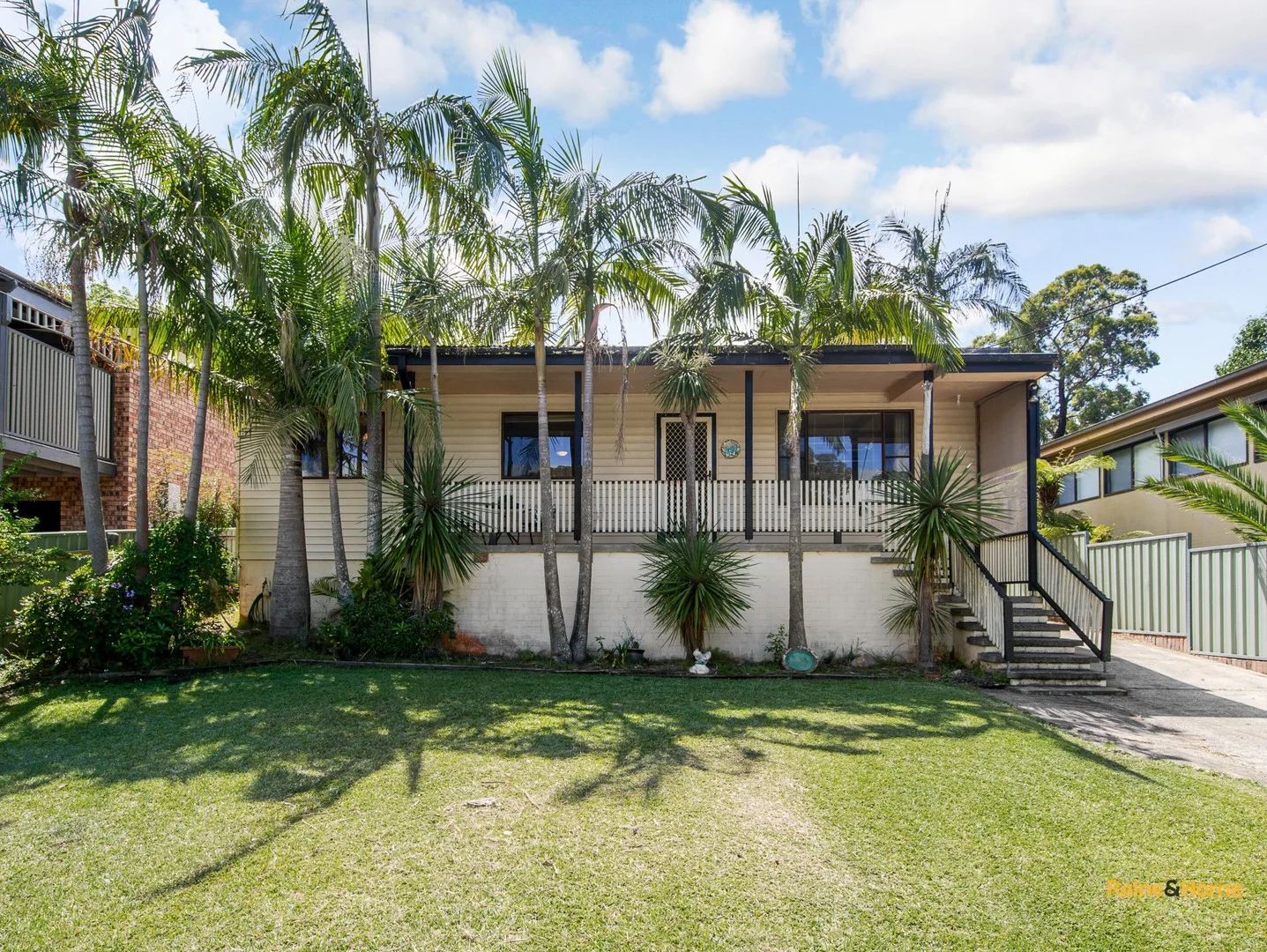 3 Palm Place, Surfside NSW 2536