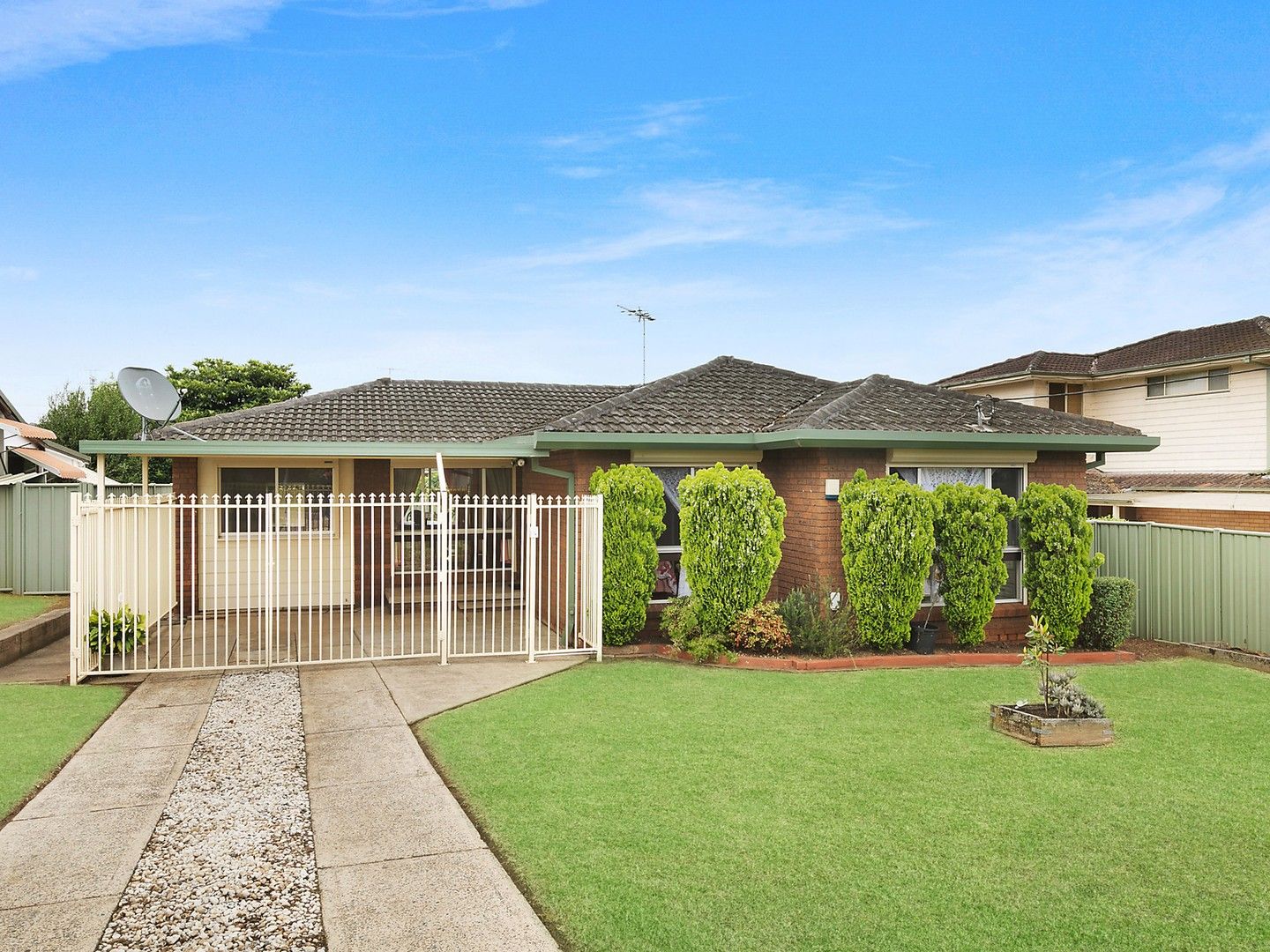 96 Grantham Road, Seven Hills NSW 2147, Image 0