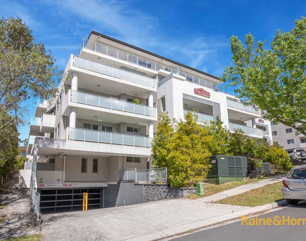 8/5-15 Belair Close, Hornsby NSW 2077