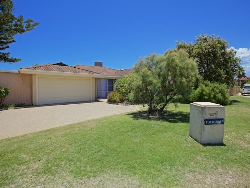 3 bedrooms House in 9 Herreshoff Ramble OCEAN REEF WA, 6027