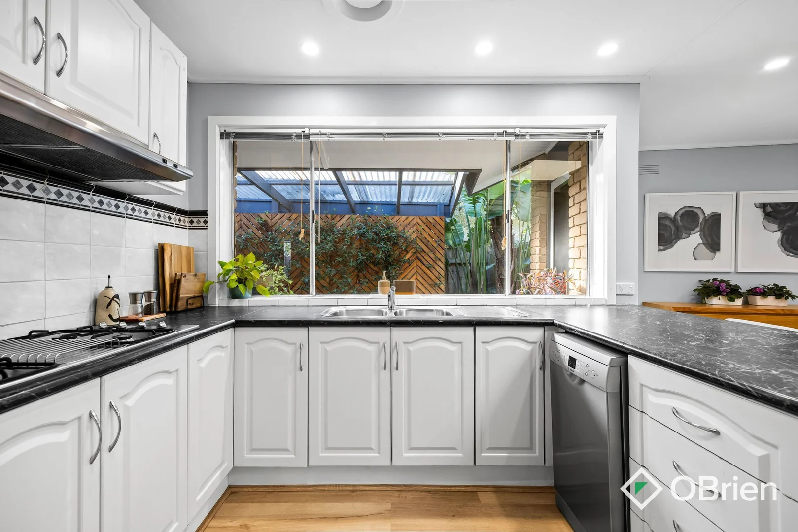 Additional image 10 of 4 Zara Court, Frankston VIC 3199