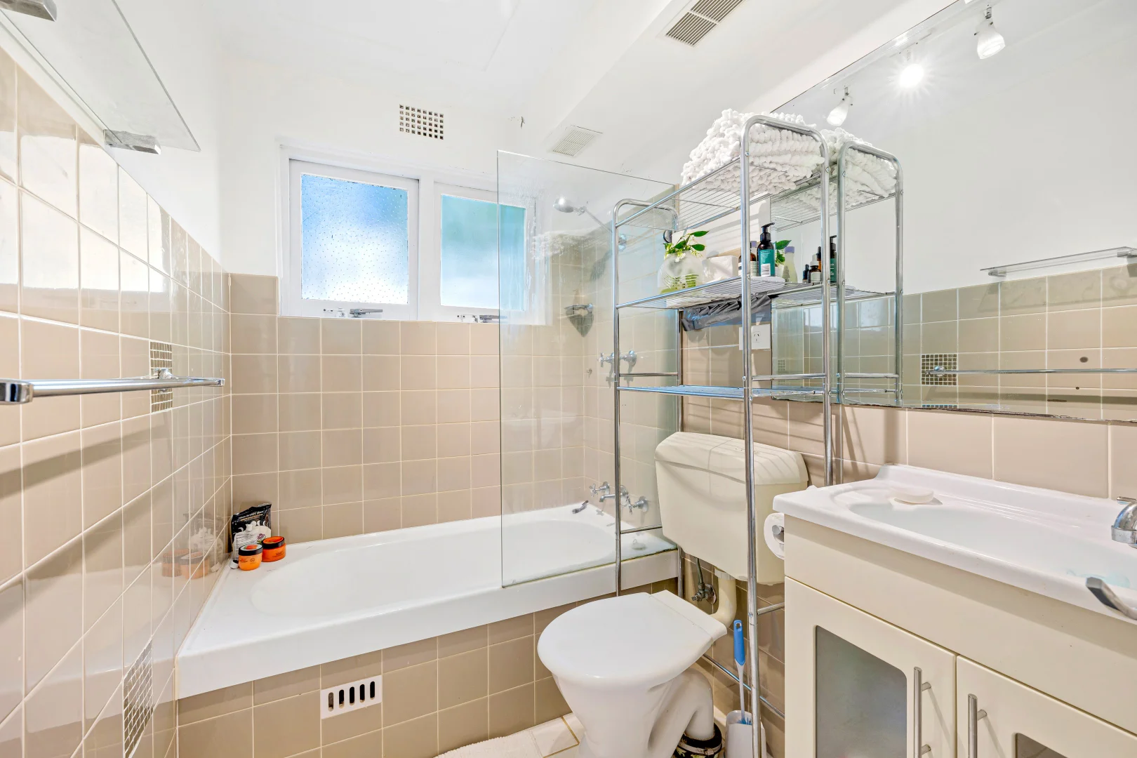 Additional image 4 of 8/14 The Crescent, Dee Why NSW 2099