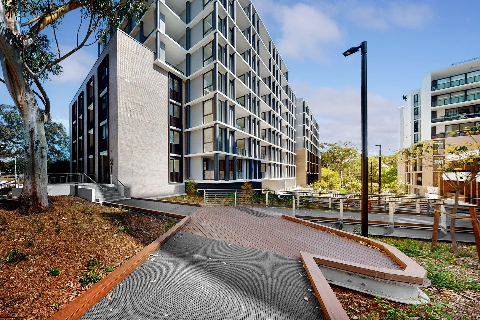 3 bedrooms Apartment / Unit / Flat in 818/21 Partridge Avenue CASTLE HILL NSW, 2154