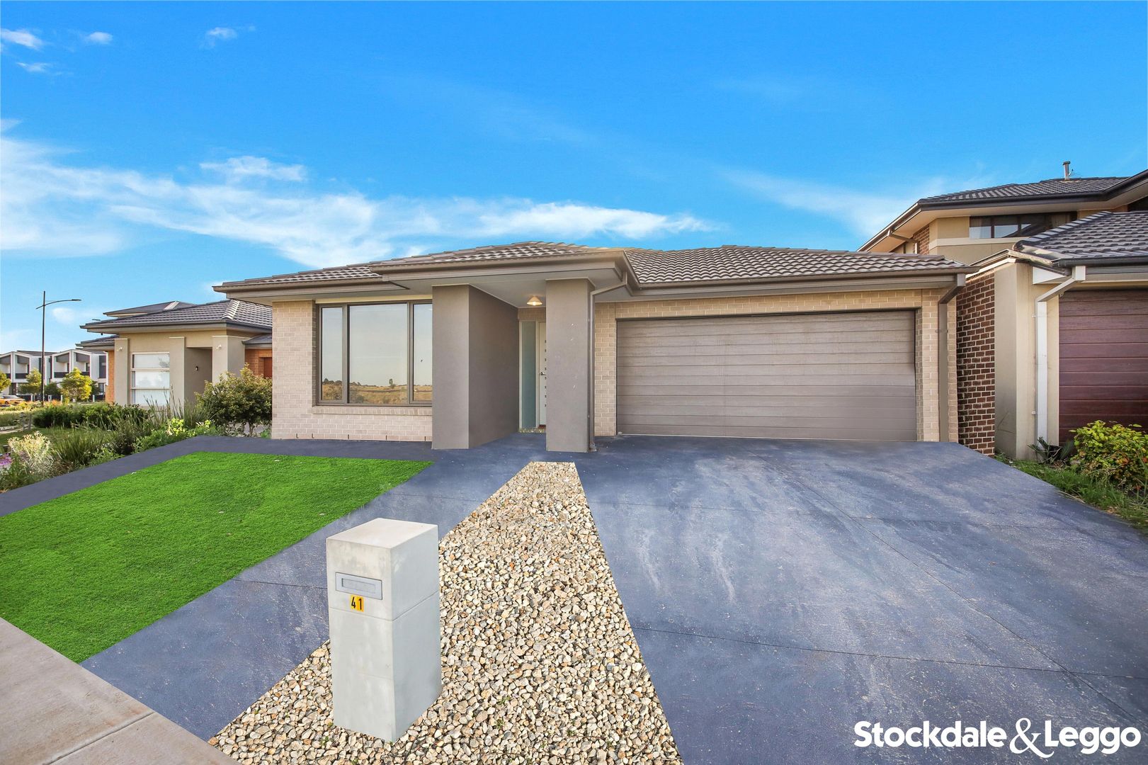 41 Cascade Drive, Aintree VIC 3336 House For Rent 480 Domain